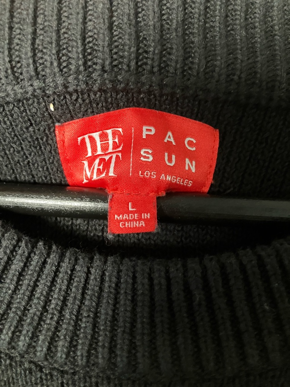 The Met x PacSun Medusa Graphic Sweater Black Size Large Art Museum Collab - Picture 3 of 5